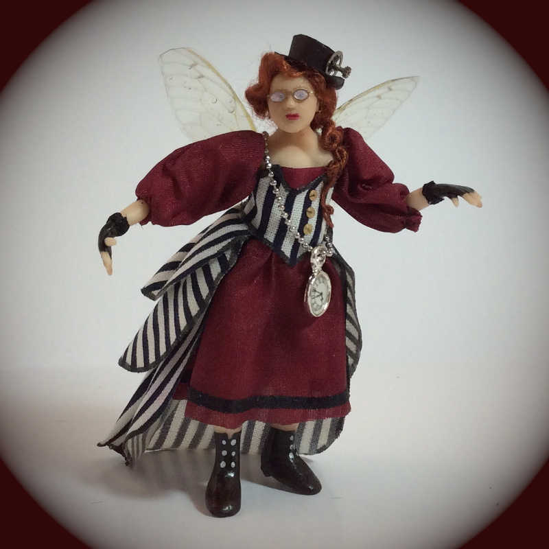 Lisa Tabbanor Miniature Characters
