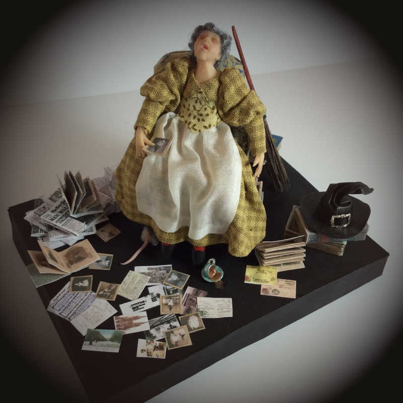 Lisa Tabbanor Miniature Characters