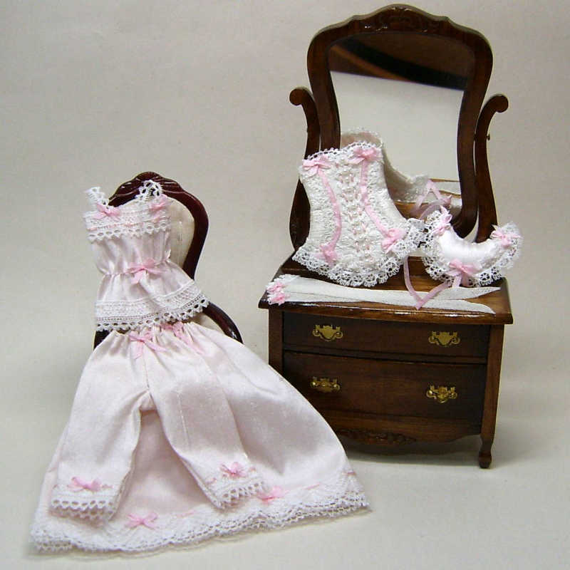 Angelique Miniatures