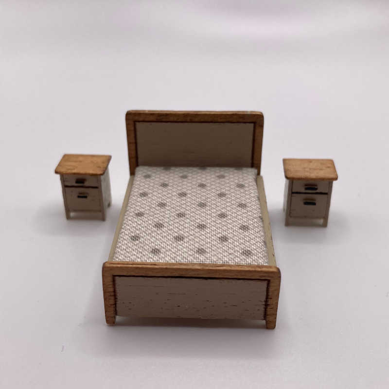 Birdhouse Miniatures